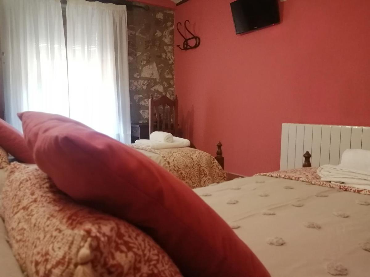 Bed and Breakfast Cal Pons Prades Zewnętrze zdjęcie